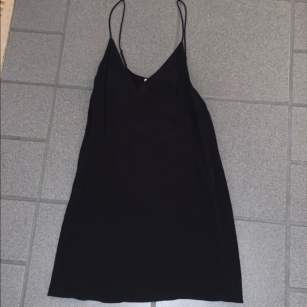 Great LITTLE BLACK DRESS